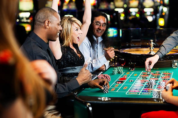 Chat with the dealer and other players in real time during the game Live chat and dealer interaction on kaptenjitu Infinite Blackjack